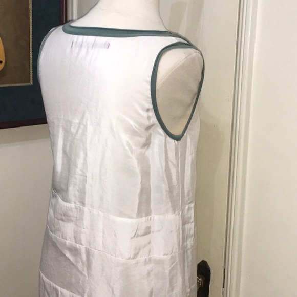 A Common Thread Dress - Picture 4 of 7